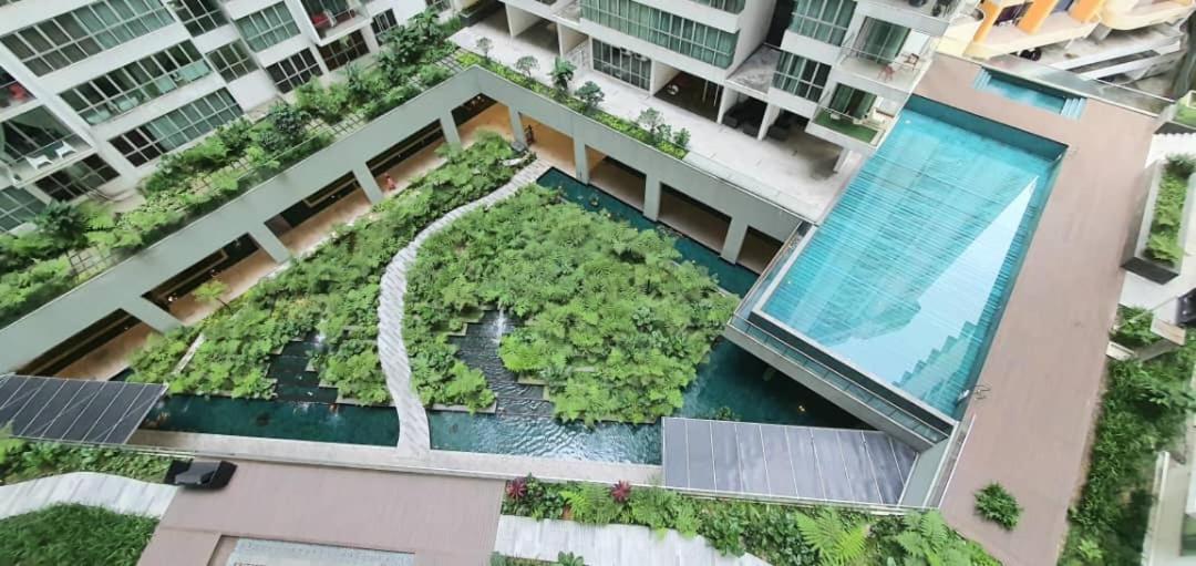 Regalia Suites With Infinity Pool Klcc By Staycation Homes Kuala Lumpur Esterno foto